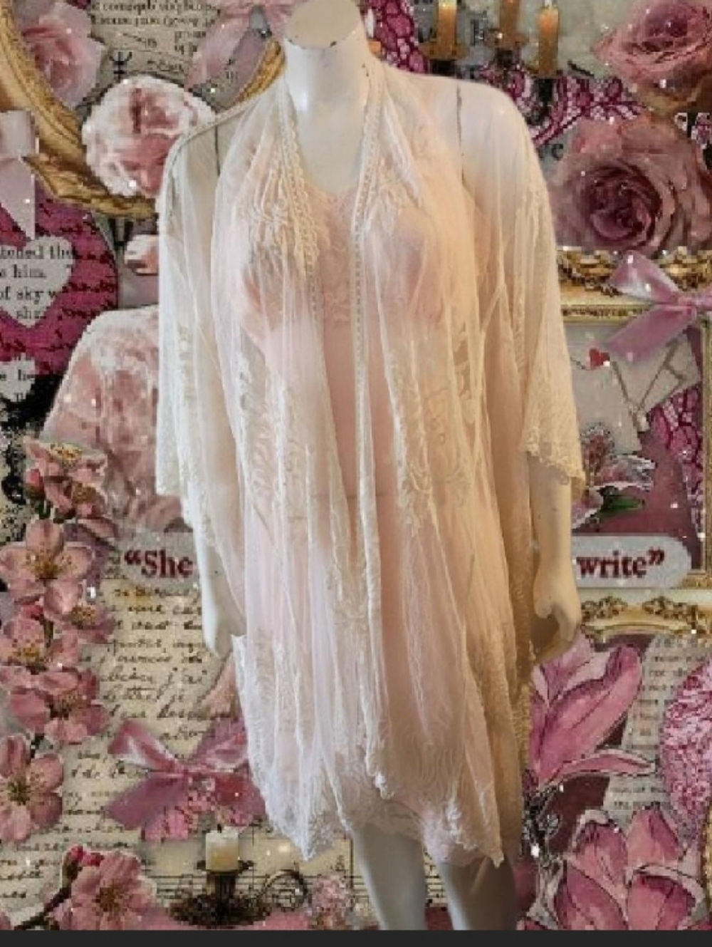 Retro style BKK Chance women's small-XL short sleeve cream colored lace kimono